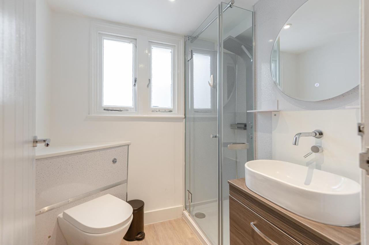 Kensington 2 Bed 2 Bath Apartment For 5 Guests London Exterior foto